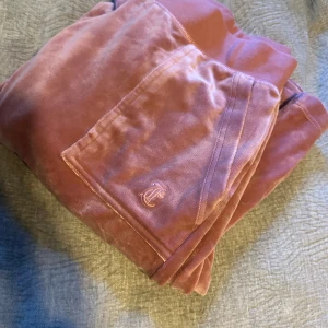  Juicy Couture byxor  - Säljer mina helt nya Jucy Couture byxor 🩷 köptes för 1200kr