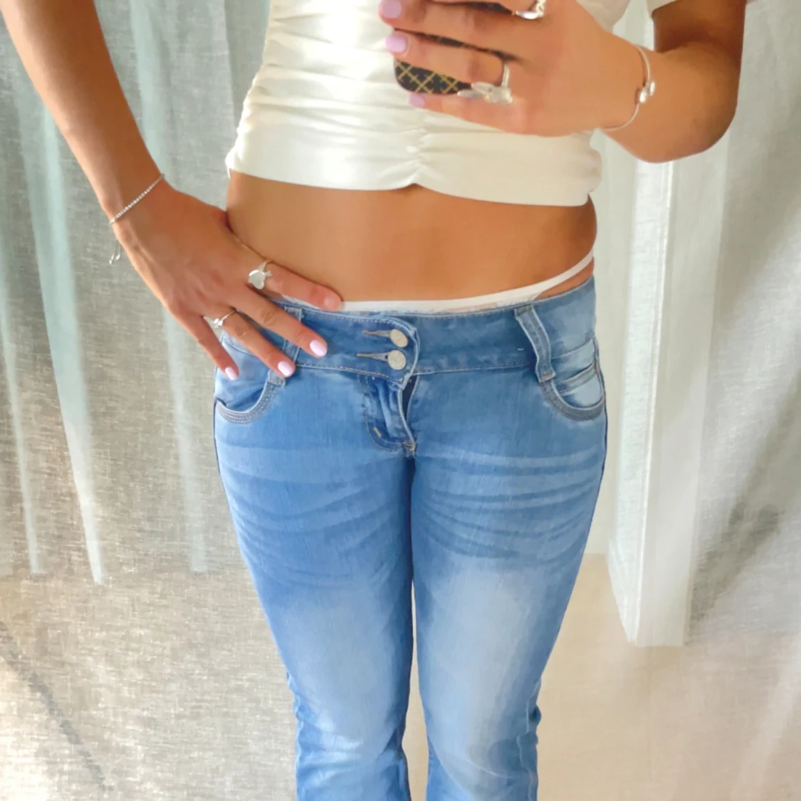 Lågmidjade ljusblå bootcut jeans - 2