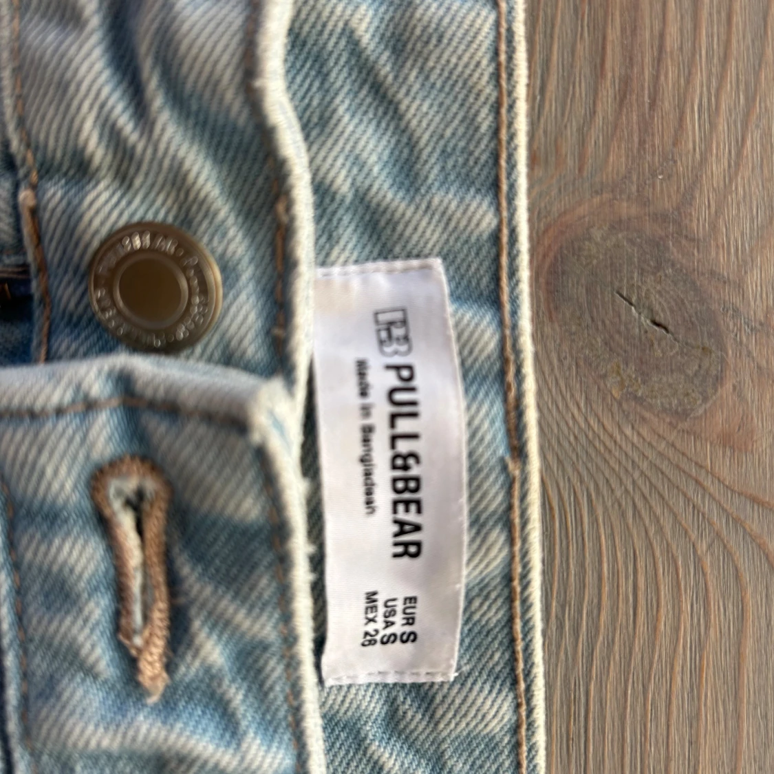 Ljusblå jeansshorts från Pull&Bear - 1