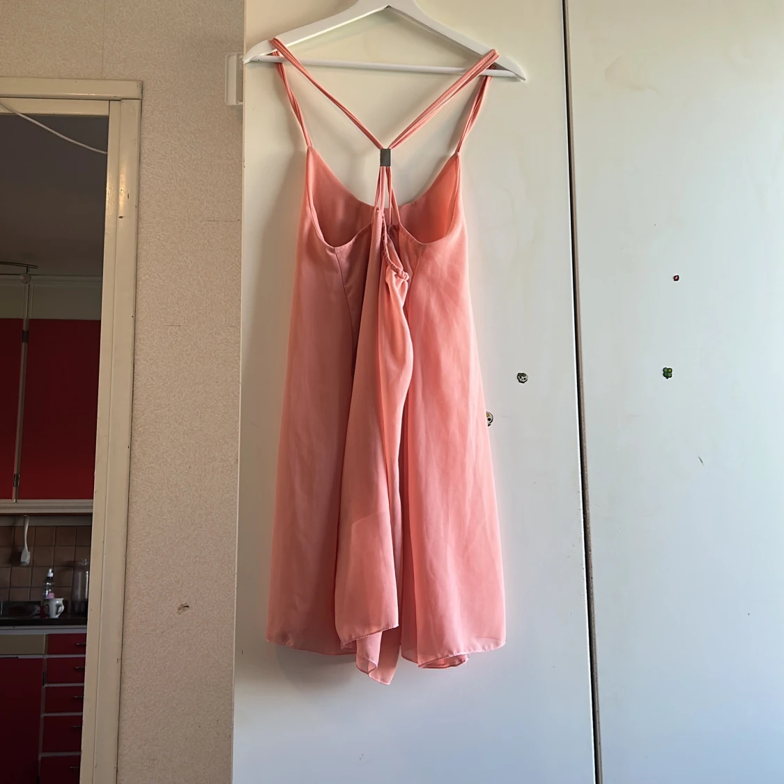 Ljusrosa klänning från Zhou Zhou - 1