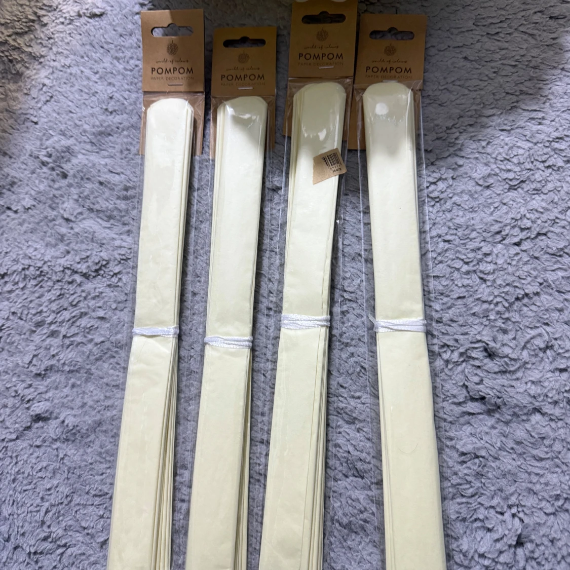 Pompom Dekorationskit & Flower Backdrop