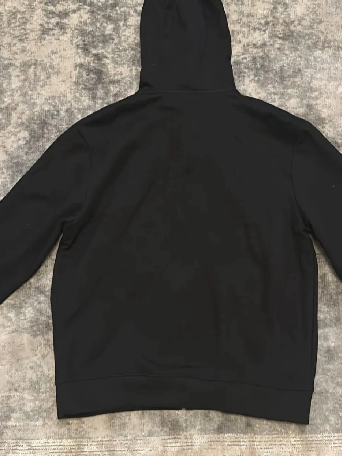 Svart hoodie med rutigt foder - 1