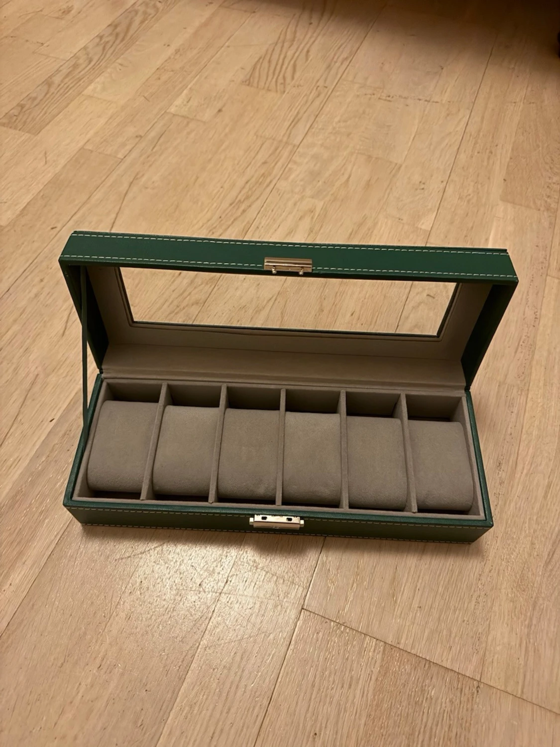 Watch box  - 4