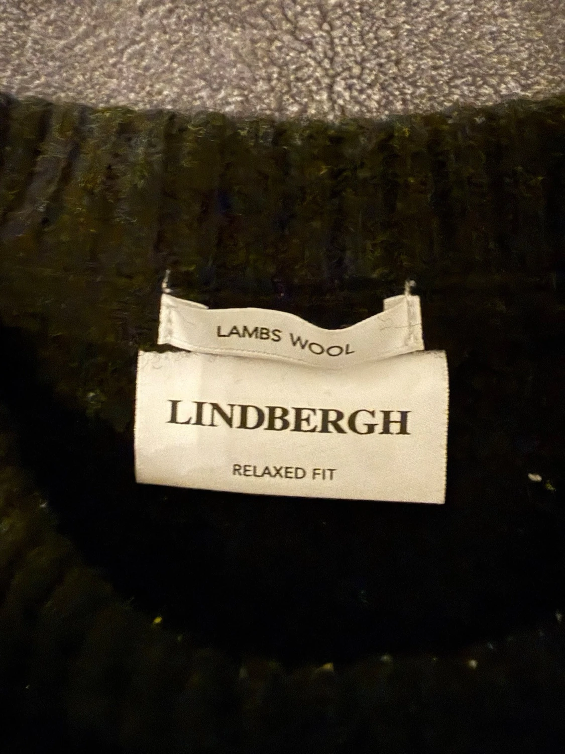 Svart stickad tröja från Lindbergh - 1