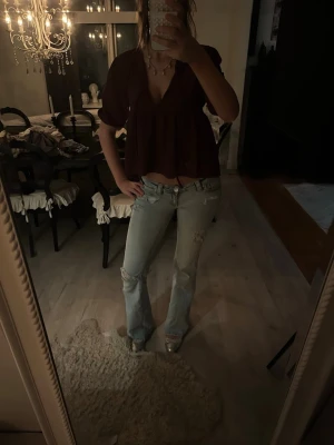 Vinröd blus - Supersöt!!