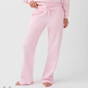 Rosa mjukisbyxor - Nypris 399kr