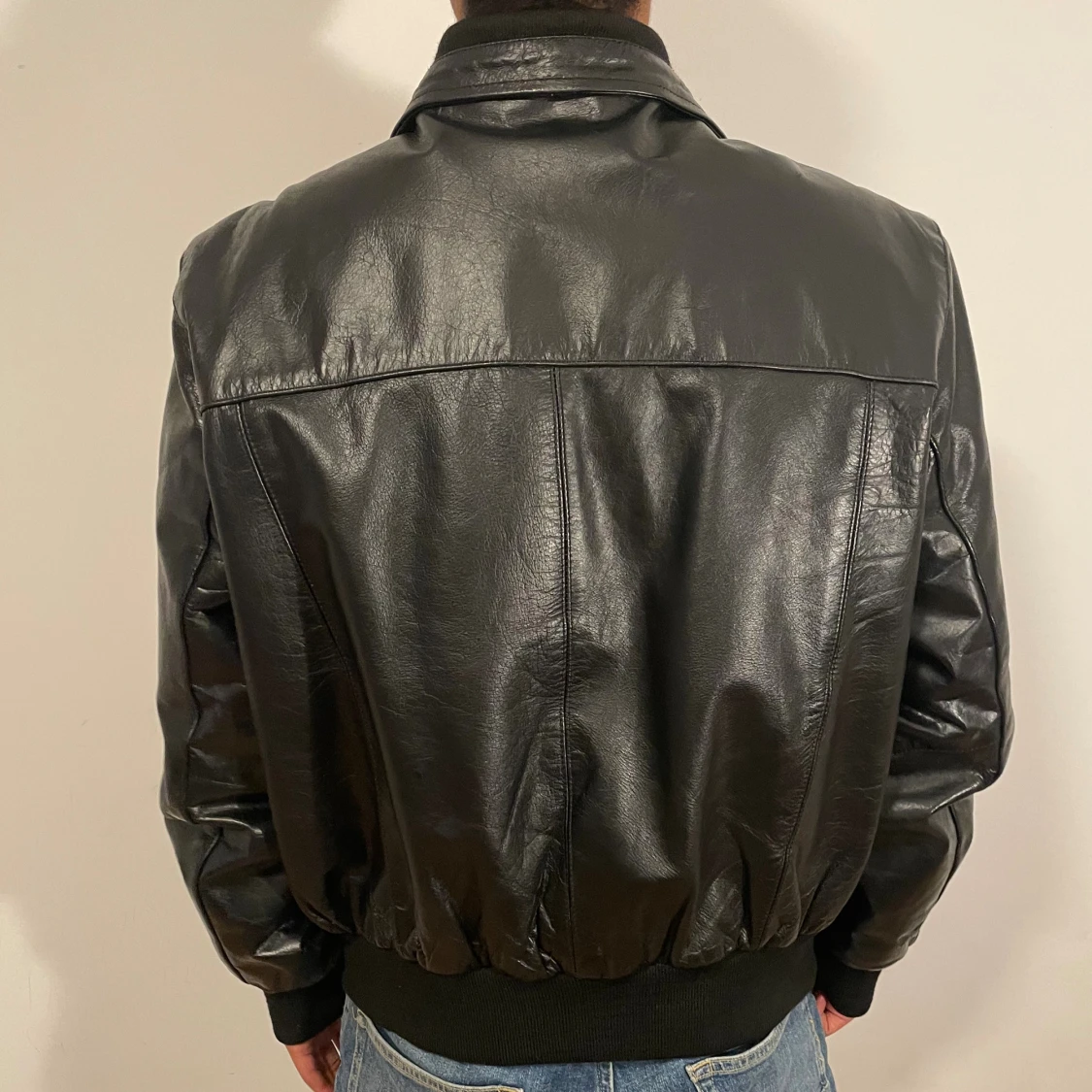 Svart skinnjacka  - 2