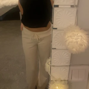 Vita mjukis byxor  - Ny skick!