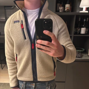 Patagonia fleece  - Patagonia fleece I nyskick || Strlk: M || Bara att skriva vid frågor och funderingar!