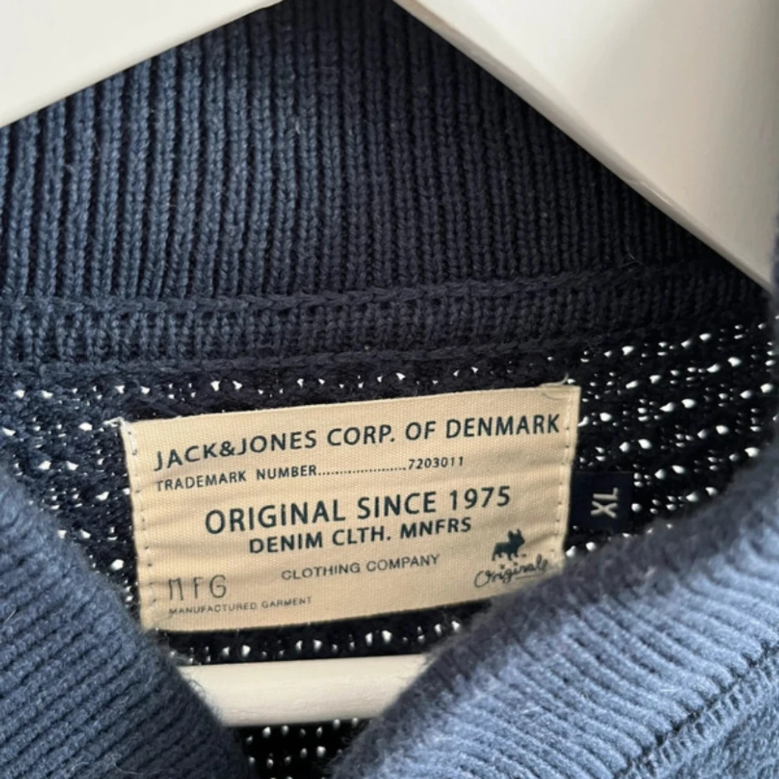 Mörkblå kofta från Jack & Jones XL - 1