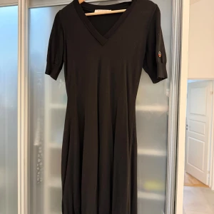 Busnel - Klänning från Busnel i storlek S. Använd någon enstaka gång. 