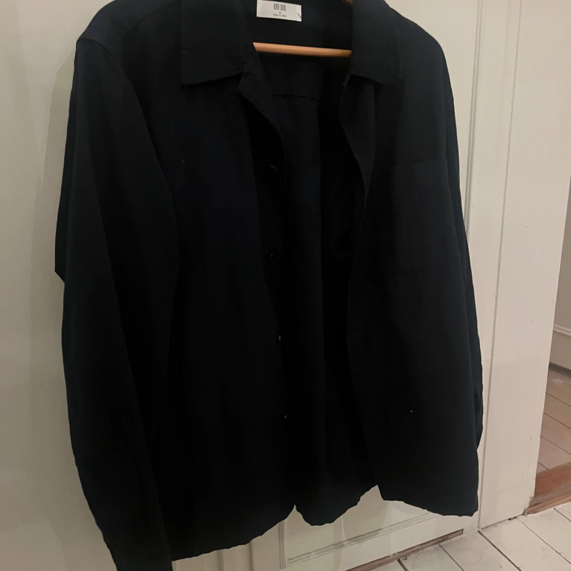 Marinblå  overshirt från Uniqlo - 2