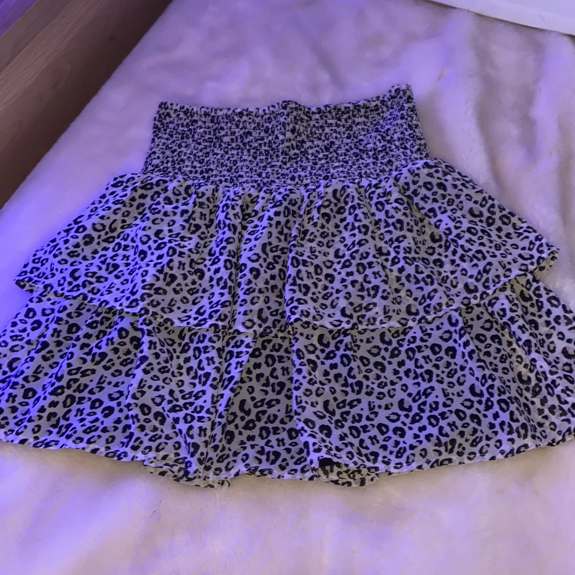 Leopardmönstrad volangkjol från Kappahl 