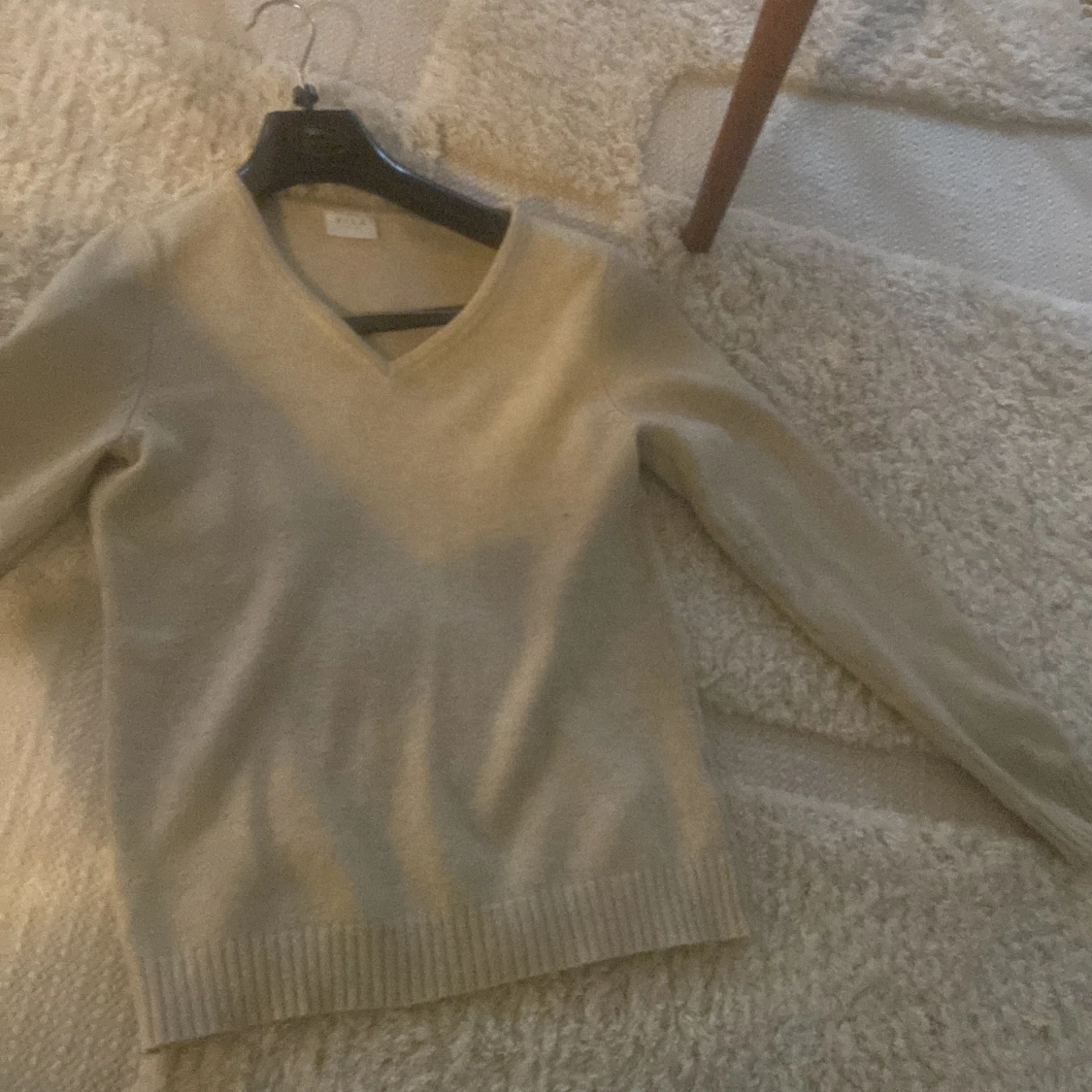 Beige stickad tröja från Vila