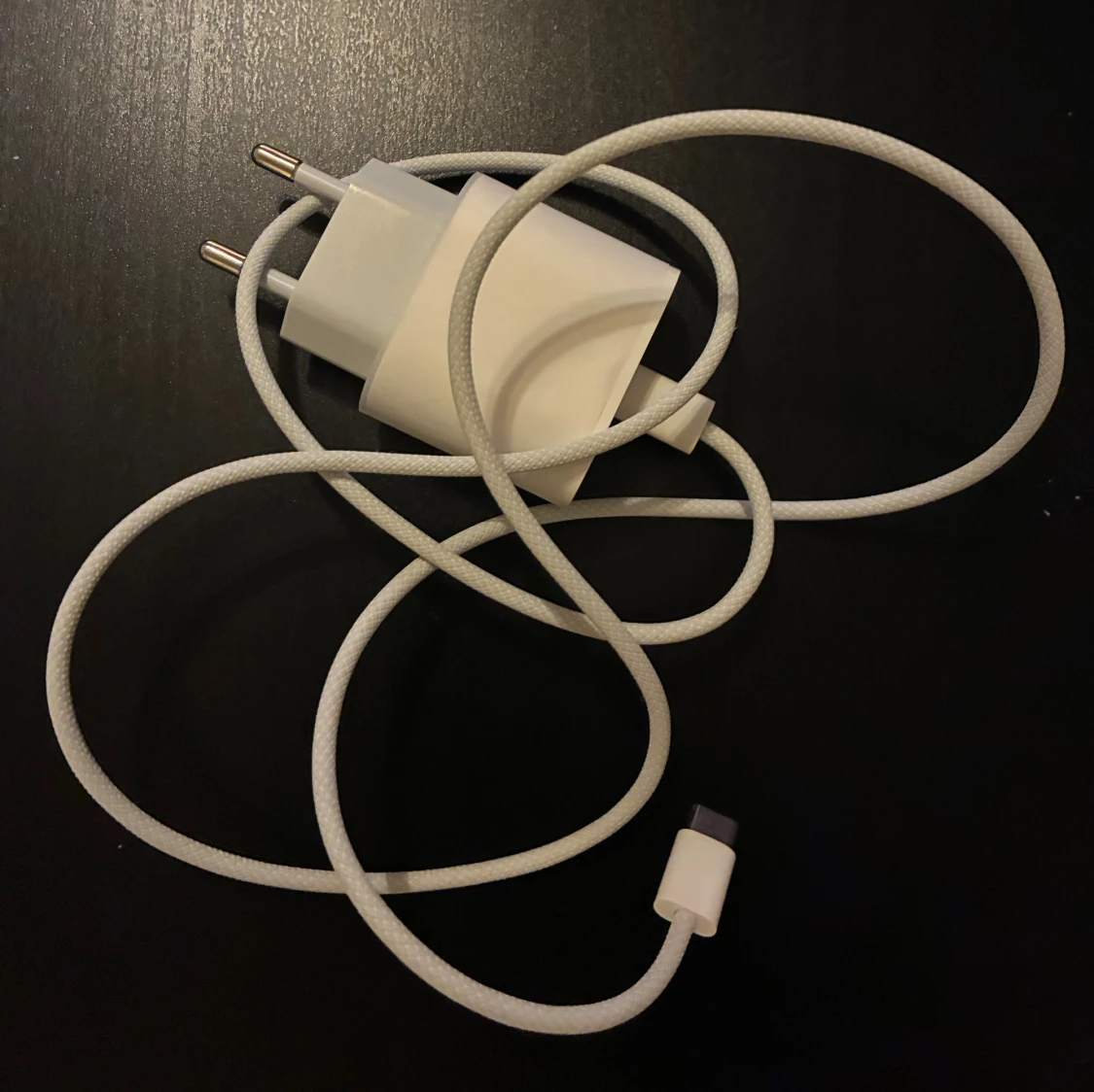 Nya 15 Pro Max 35W USB-C Power Adapter