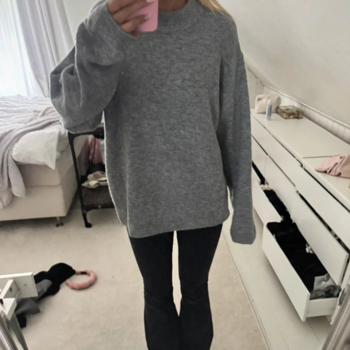 Grå oversized stickad tröja - 1