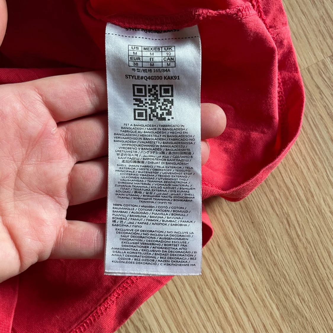 Rosa t-shirt från Guess med logga - 2