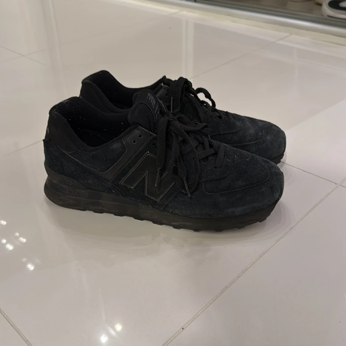 Svarta New Balance 574 sneakers - 1