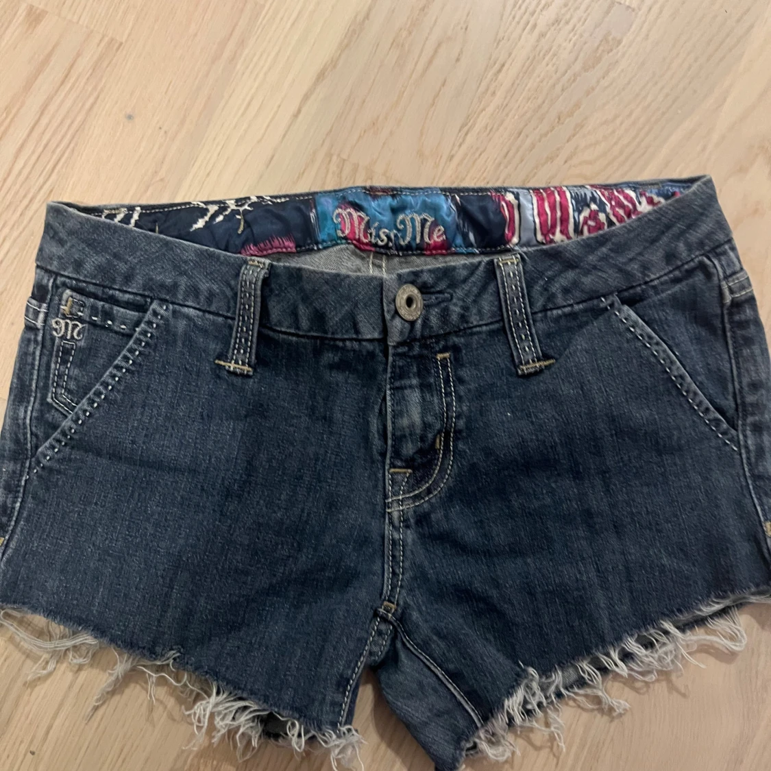 Miss Me jeansshorts med rå kant - 2