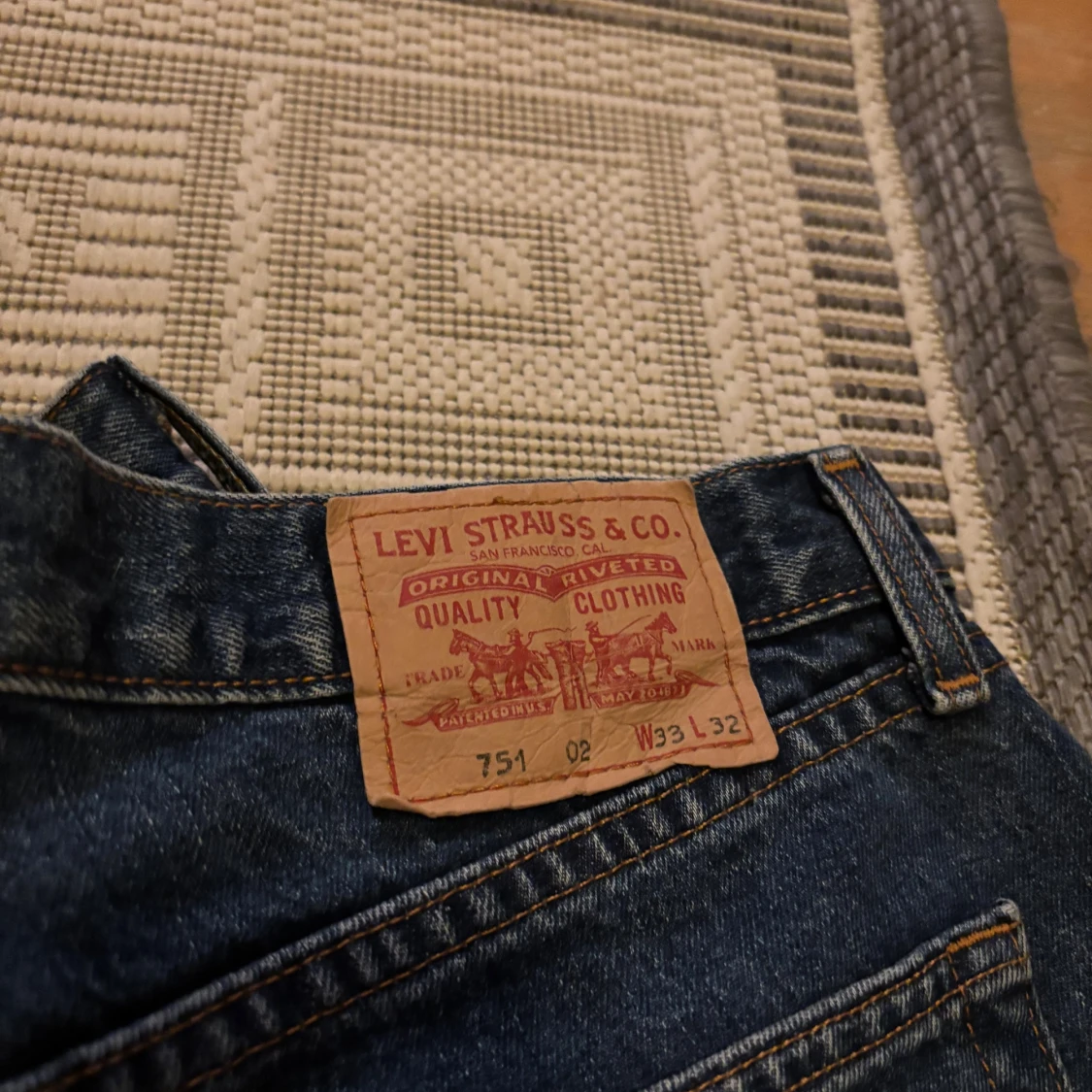 Levi's 751 raka blå jeans W33 L32 - 1
