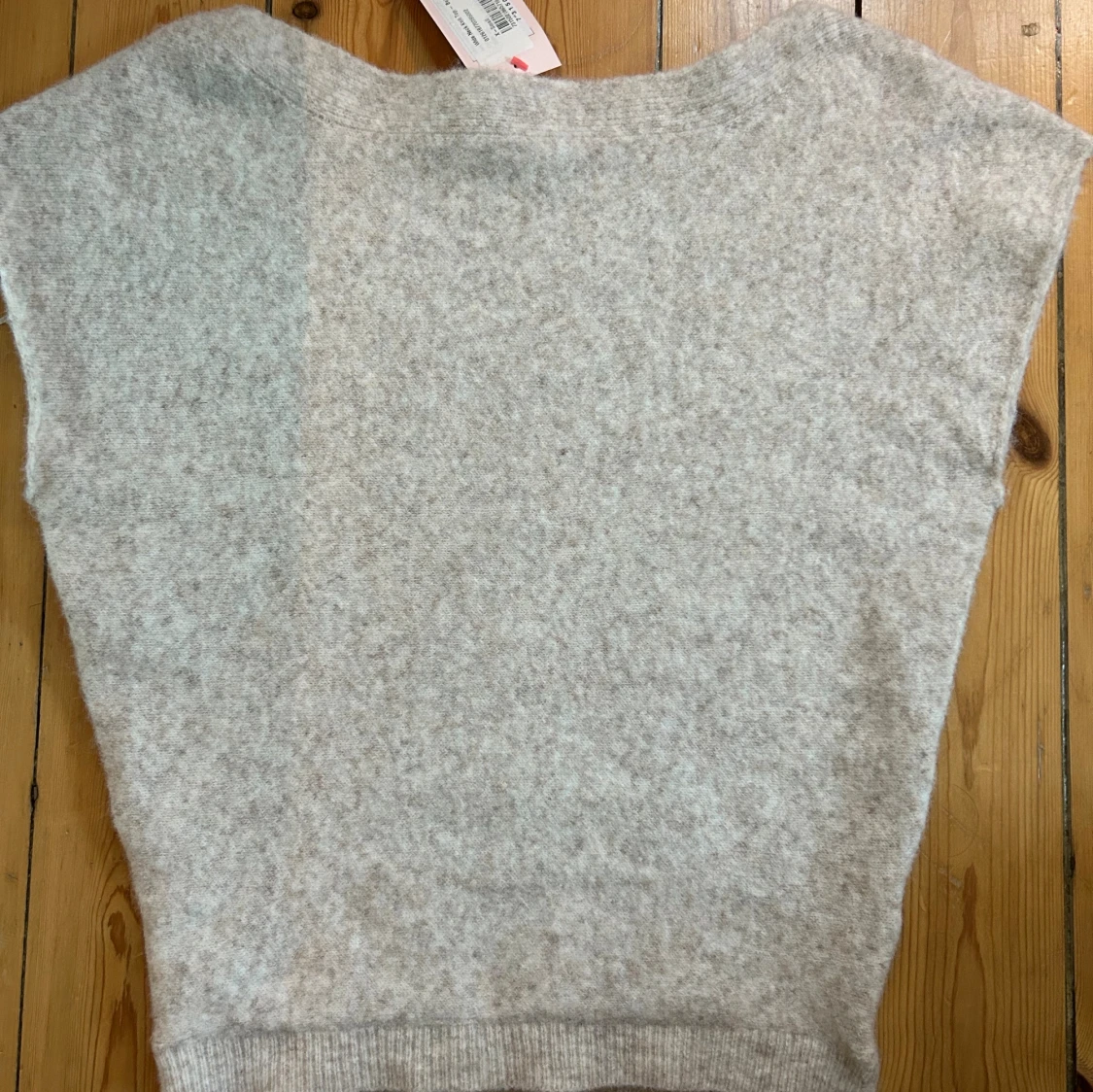 Beige stickad offshoulder topp Nelly - 4