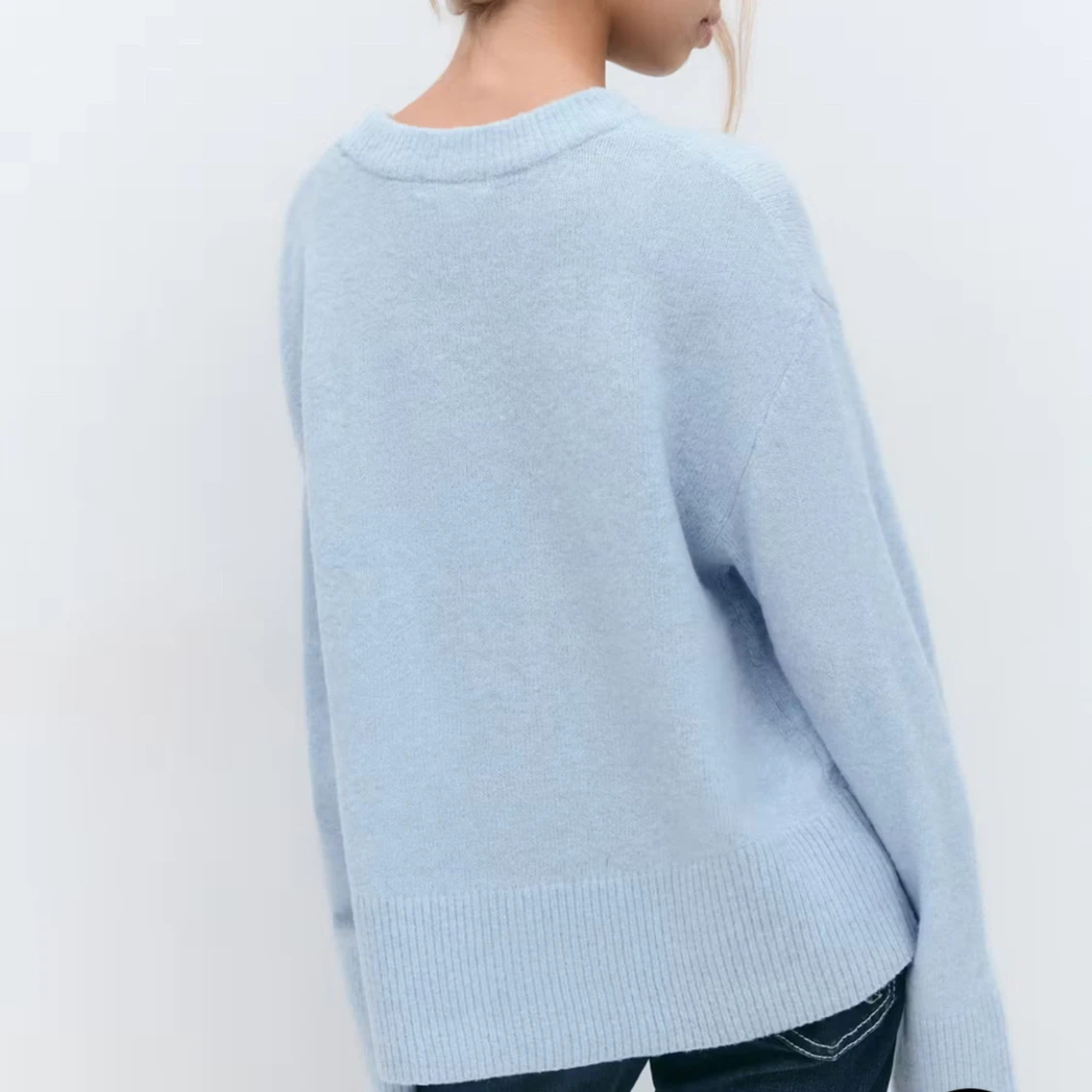 Ljusblå oversized stickad tröja - 1