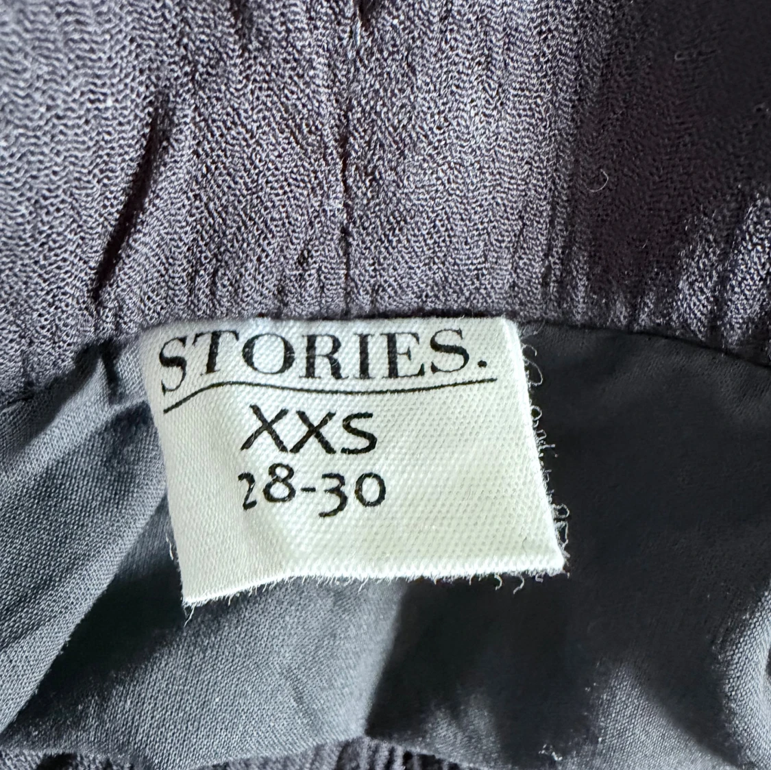 Svart långkjol från & Other Stories - 2