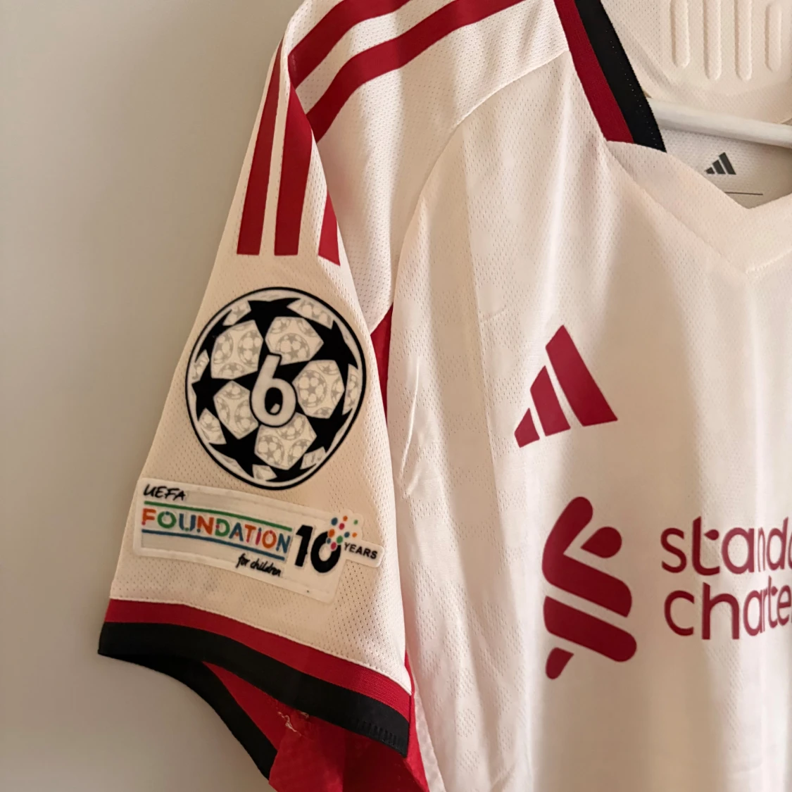 Liverpool Champions League tröja Isak 9 - 1