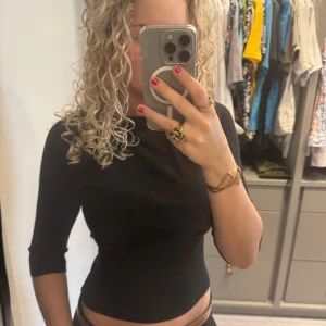 Topp - Topp från Kappahl, perfekt för vardagen.