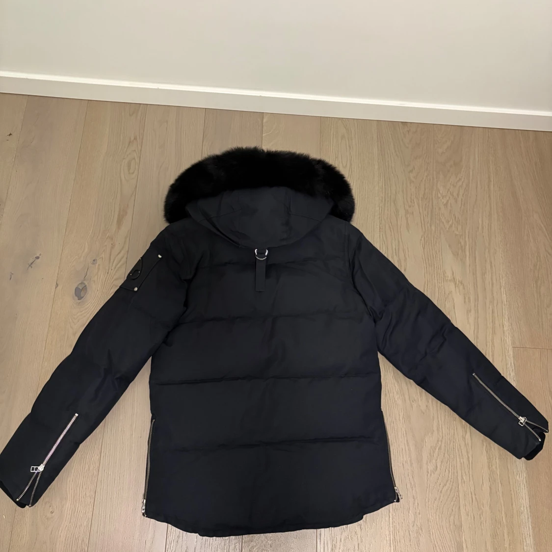 Svart pufferjacka Moose Knuckles - 2