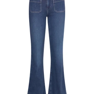 Blå bootcut jeans från Wrangler - Helt oanvända, 34/xs i midjan och 32/tall i längden Nypris 900kr.