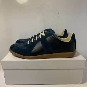 Maison Margiela  - Säljer dessa i 44 skickar samma dag🙌🏼