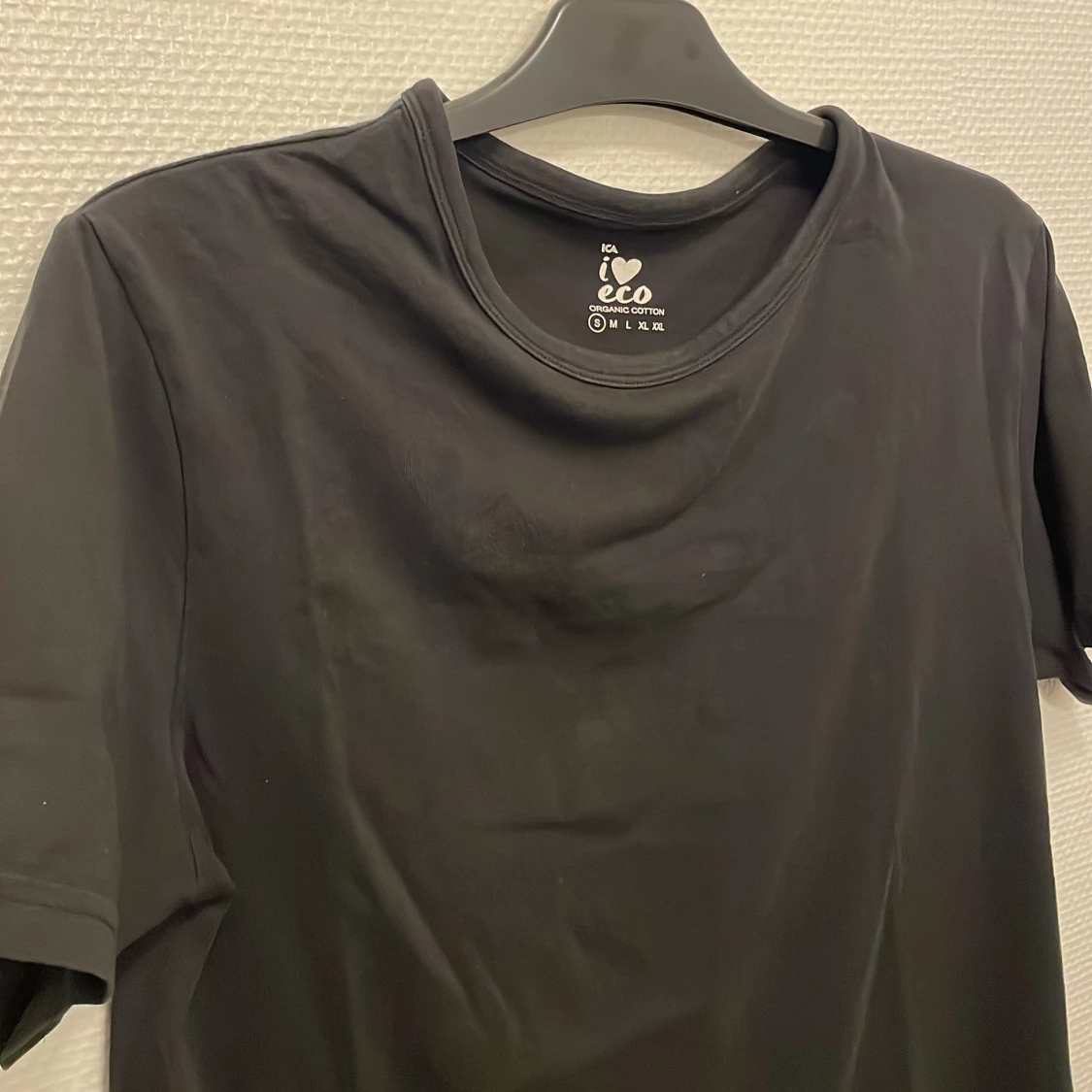 Svart t-shirt från ICA I Love Eco - 1