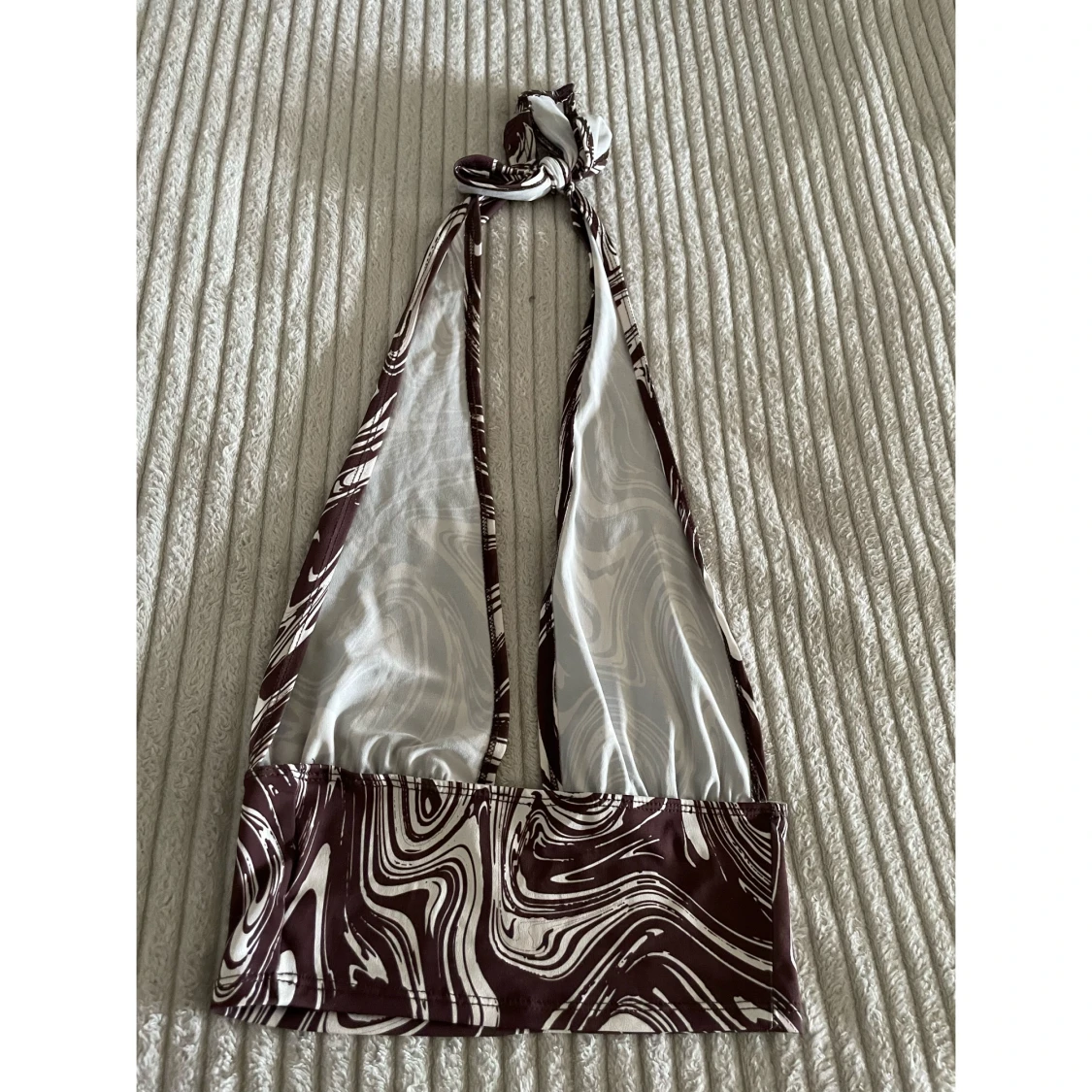 Halterneck-linne med mönster  - 1