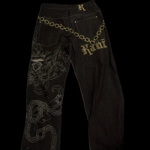 GRAIL Karl Kani Jeans  - Y2K Karl Kani jeans, extremt ovanliga. Sitter riktigt bra, baggy. 