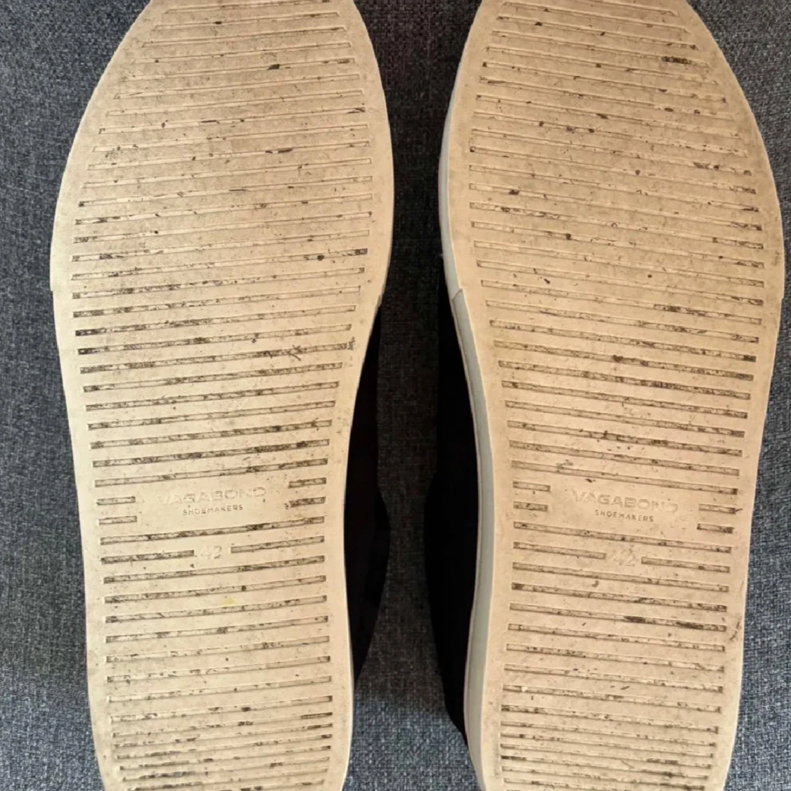 Svarta Vagabond sneakers mocka - 2