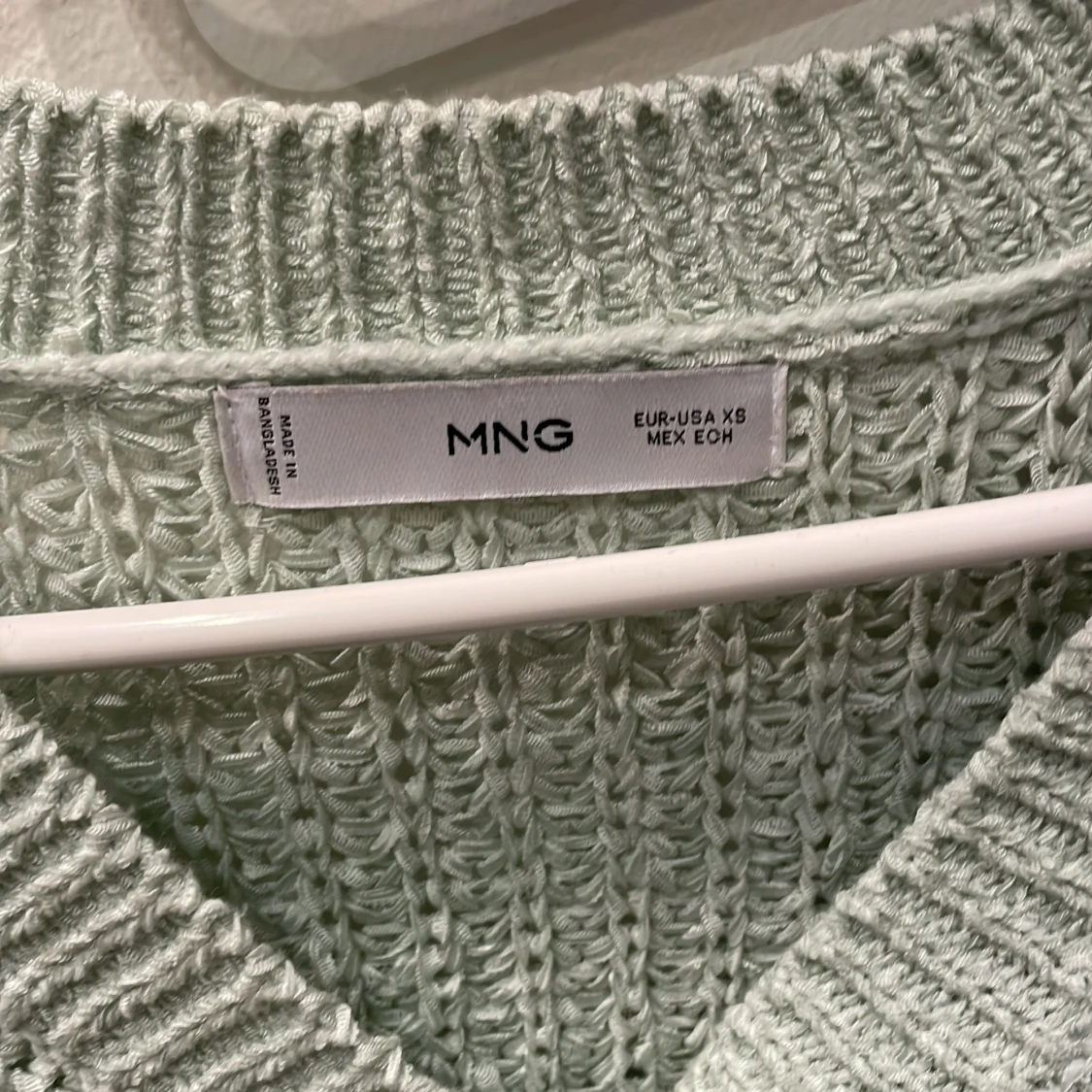 Ljusgrön stickad cardigan | Mango - 2