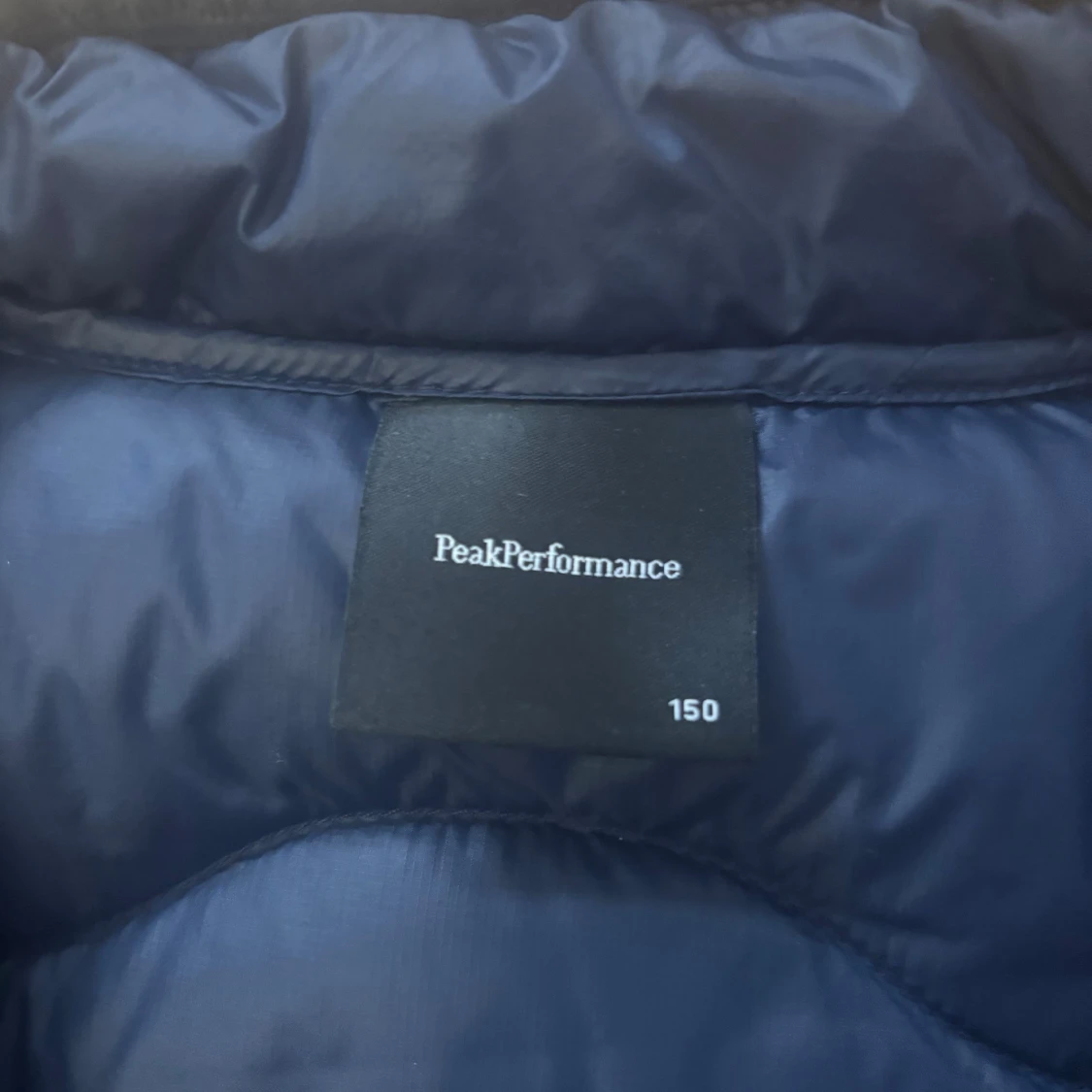 Mörkblå dunväst Peak Performance - 2