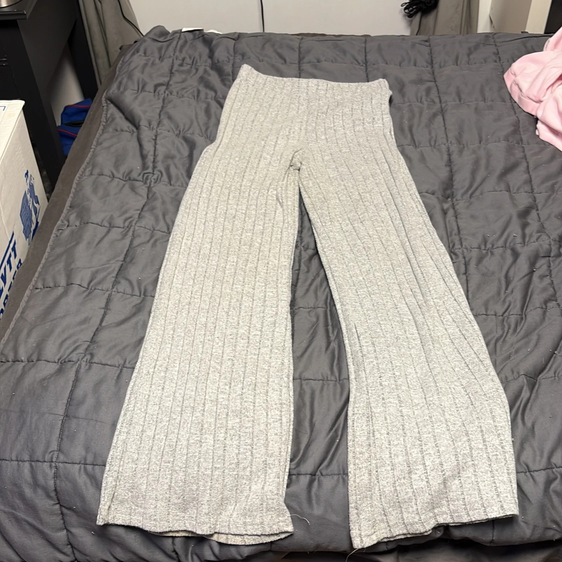 Matchande grått sett