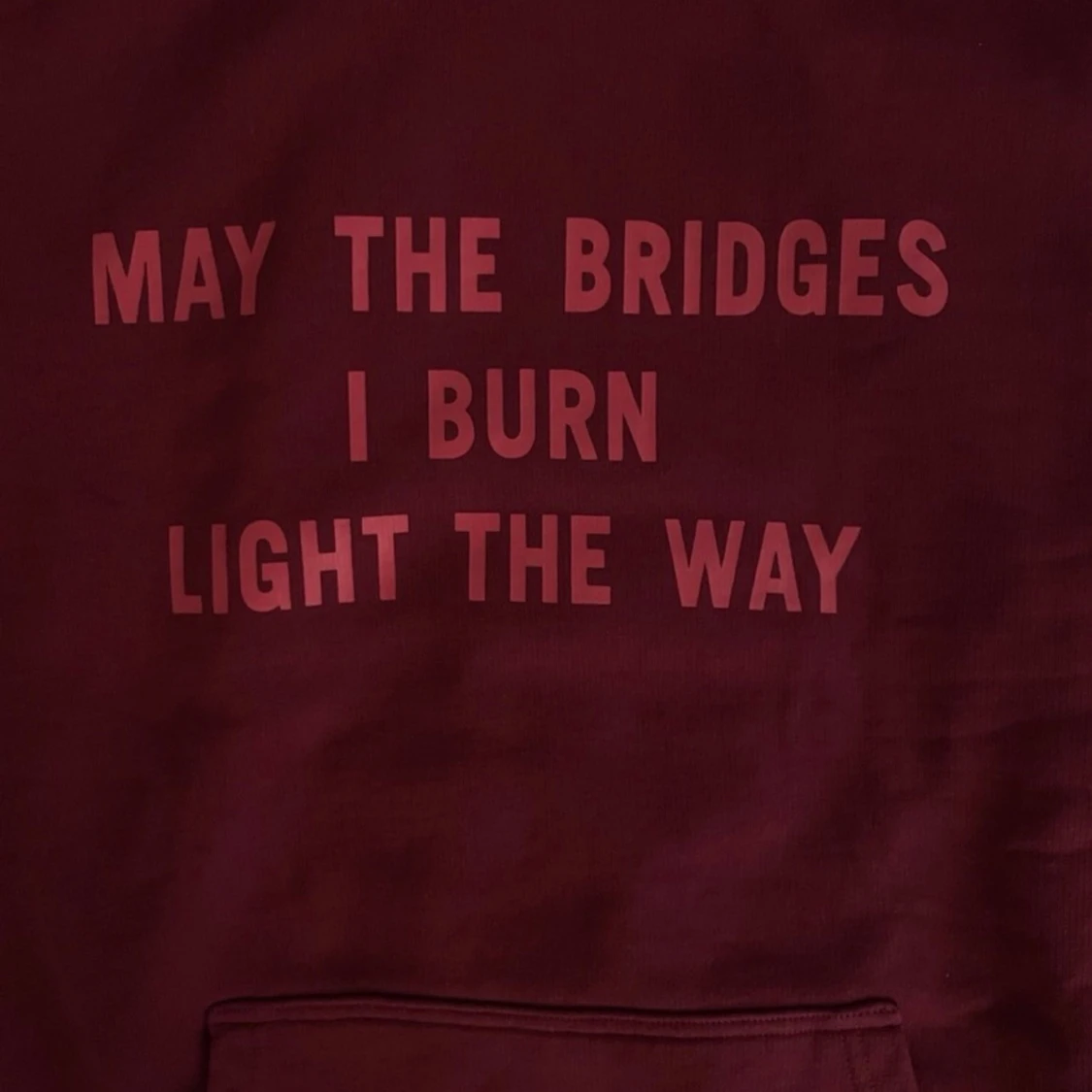 Vinröd hoodie Vetements AW17 - 2