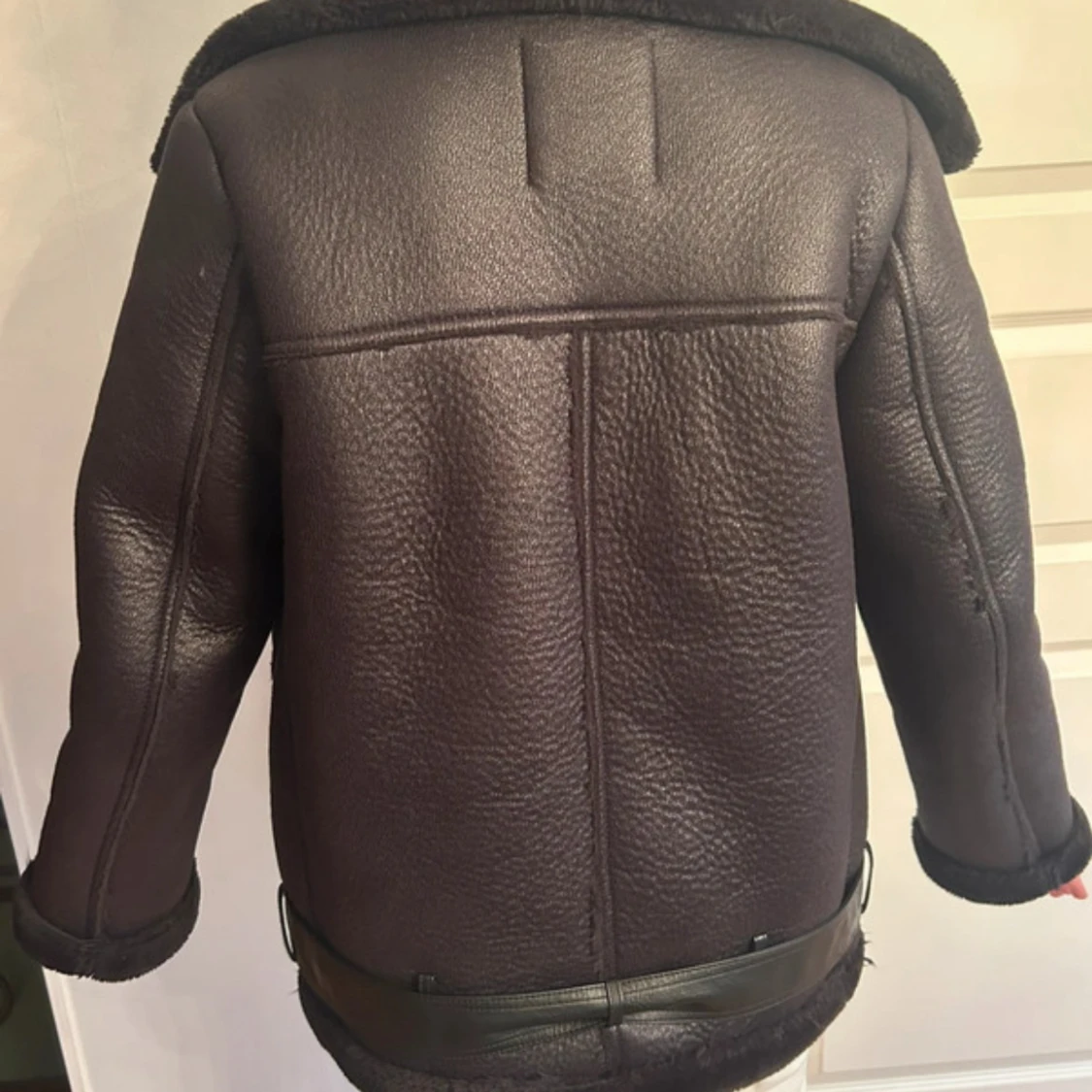 Svart pälsjacka från Zara - 2