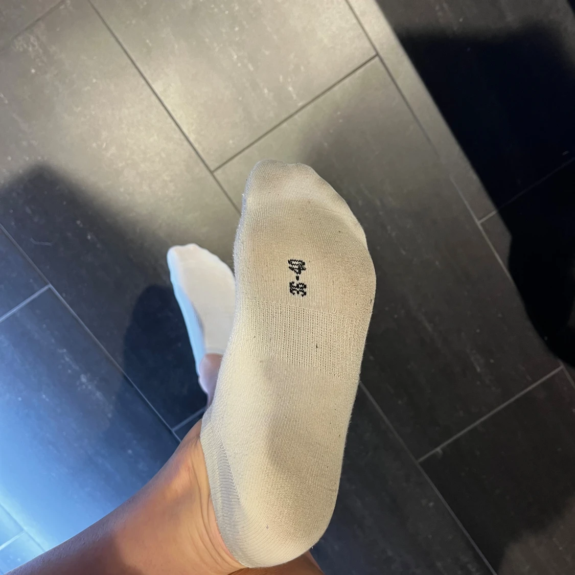 Använda vita ankelstrumpor - 3