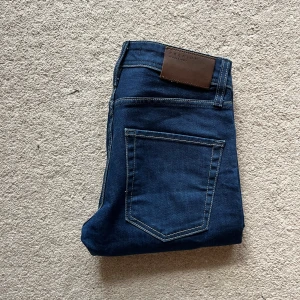 Jack&Jones jeans - 99kr, tar ej emot bud. Kontakta mig gärna för fler frågor! Skickar direkt med instabox eller postnord! //JeansLabbet