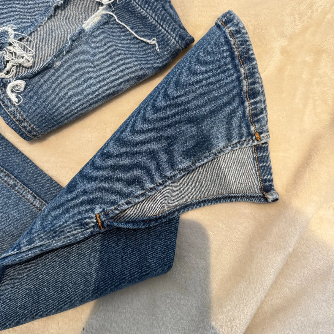 Blå ripped jeans från Zara, strl 34 - 2