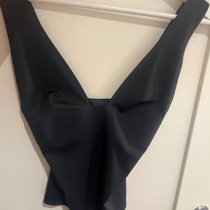 Body Zara - Supersnygg body från Zara🖤Aldrig kommit till användning utan endast provats😊