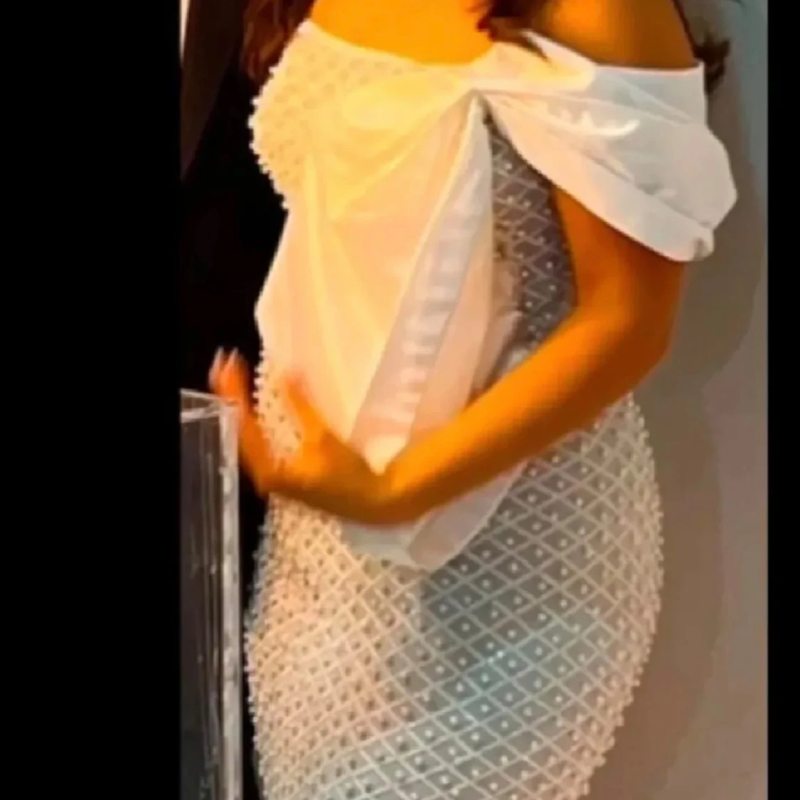 Vit långklänning med stor rosett - 1