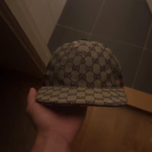 GG keps - Storlek S/56cm, ny skick och pris kan diskuteras vid snabb affär 