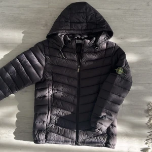 Stone island dark gray jacket - Size M. 