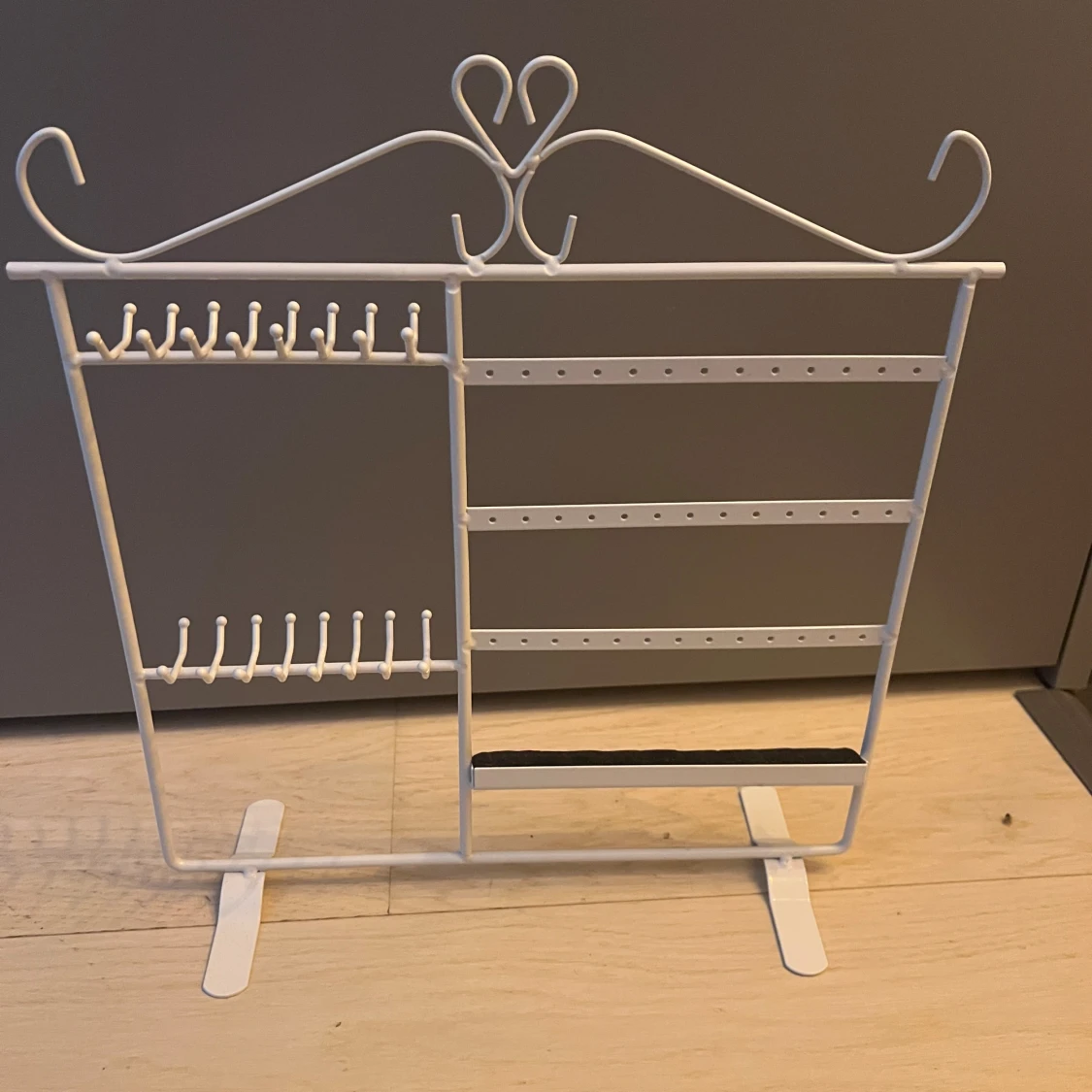 Vit smyckesställning - 2