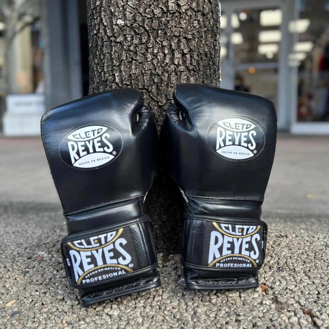 Svarta Cleto Reyes boxningshandskar 14oz